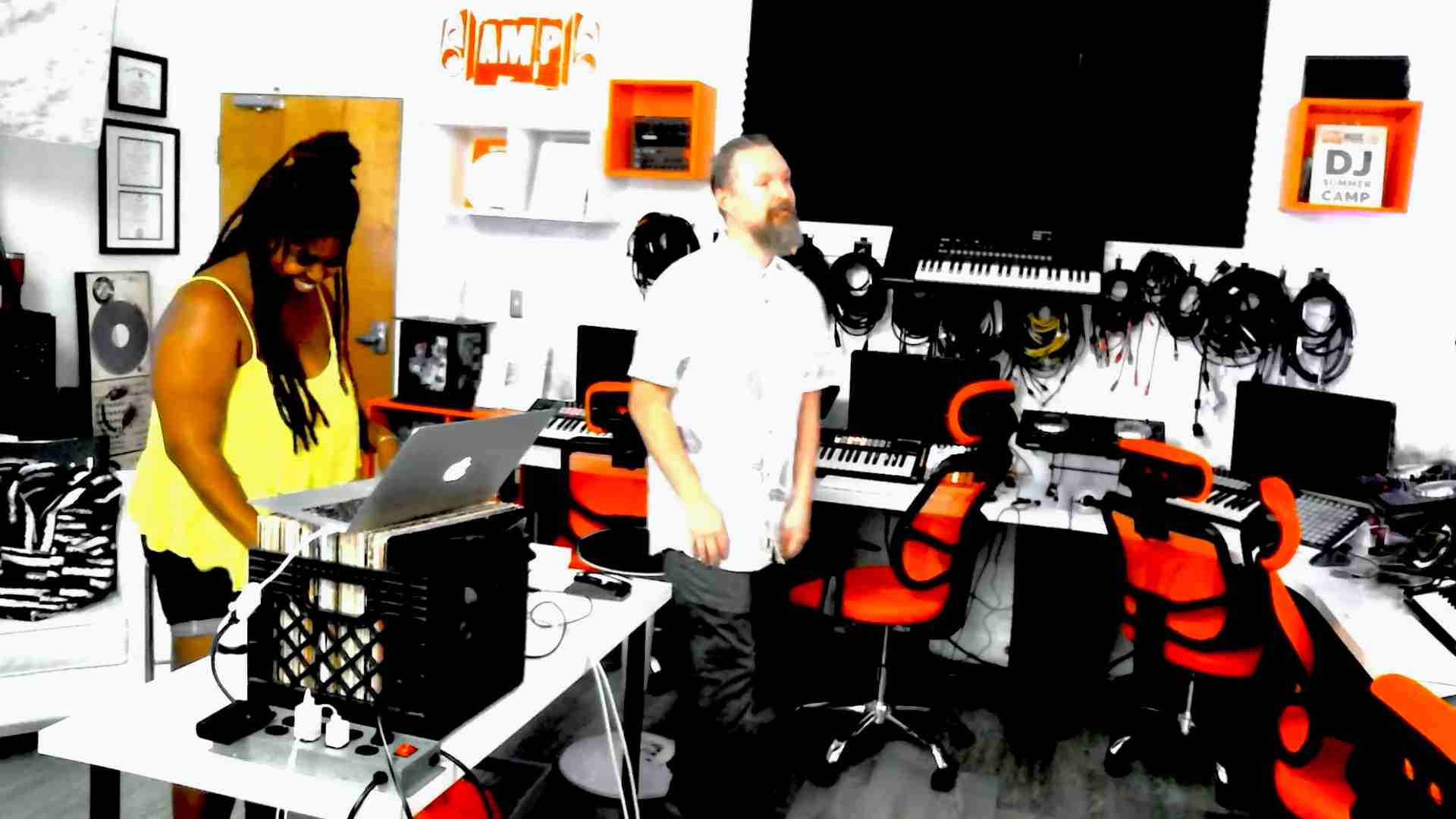 DJ Lessons West Palm Beach | AMP DJ School | 1-on-1 Coaching